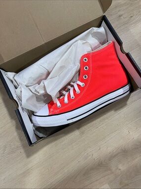 Converse Black and White Logo Shoe Box